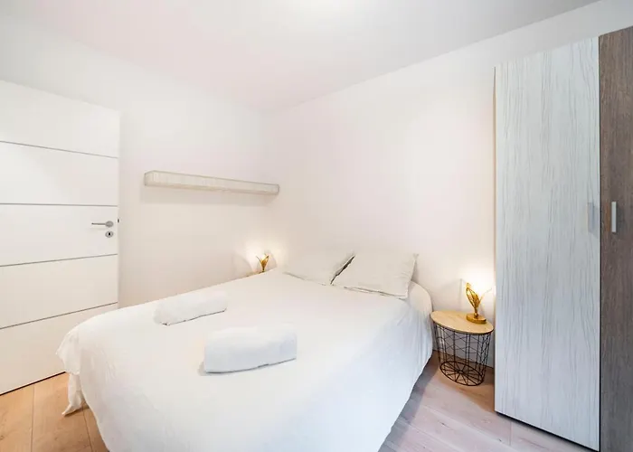 Apartment Neuf - Proche Et Centre-ville - Ac Menton