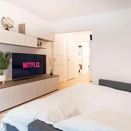 Neuf - Proche Et Centre-ville - Ac Apartamento